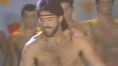 Ю ТАЧ МАЙ ТА ЛА ЛА