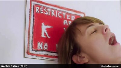 Даша Некрасова обнаженная и различные горячие позы во время секса