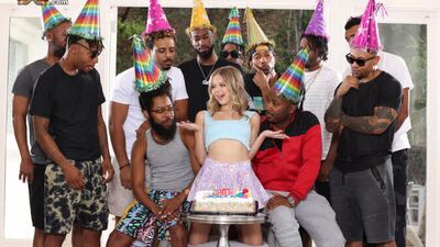 Coco Lovelock Хороший подарок на день рожджение [PornCube ПОРНО ВК new Porn vk HD BlowBang, Bukakke