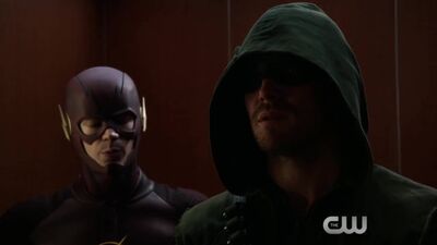 Флэш и Стрела / The Flash & Arrow (Супергеройский Бойцовский Клуб) Промо (LostFilm.TV) [HD 720]