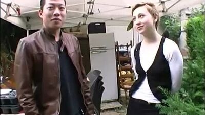 Очаровательная милфа