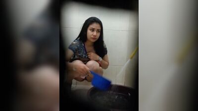 แอบถ่ายสาวสวยเข้าห้องน้ำเด็ดมาก HD