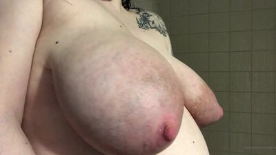 CumNrise - 15-03-2020 - Engorged veiny tits that love to auto leak after I shower