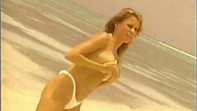 Sofia Vergara, бикини и топлесс для календаря на scandalplanet