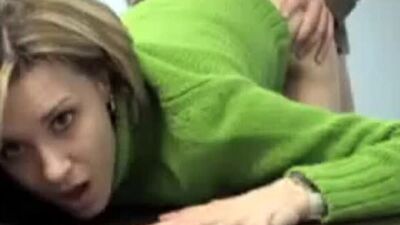 Босс и секретарша www.sise4ki.net - бесплатное порно без смс!