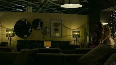 Escenas calientes de Sky Rojo