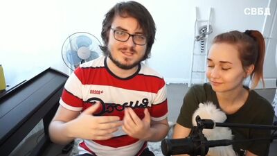 Показал девушке видео с Паниным и ногой. Илья Мэддисон и Ксюша Зануда