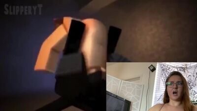 Реакция дрочерши на необычное порево