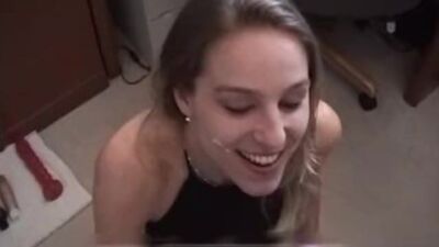 Страстый минет среди белого дня