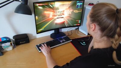 Моя безотказная стримерша