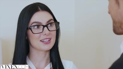 Его член как произведение искусства, ломающего её