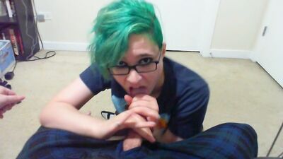 Обещал кучу спермы на личико