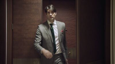 Джентельмены на поле и в жизни: «Локомотив» в костюмах Icon Suit