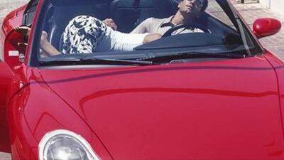 Сука сосёт за рулём, и я еле держусь