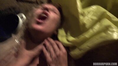 Девушка в клетке. Страшное порно! Ужастик! Секс, орал, минет, анал, классика, кончила.