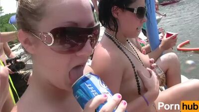 Публичный разврат, без стеснений