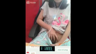 Viral Cewenya Nurut Banget OmeTv