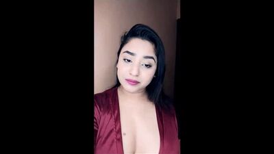 Aliya Ghosh non nude