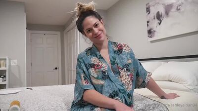 Ashley Alban - Big Pregnant Belly Cover (vk.com/preggg)