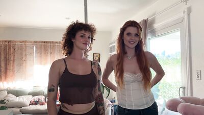 Elly Clutch ХХХ ОнлиФанс