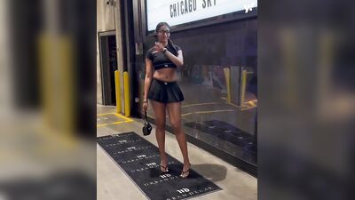 Голая Angel Reese