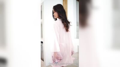 Putri Cinta ХХХ ОнлиФанс