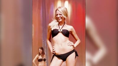 Голая Blake Lively