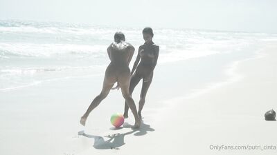 Putri Cinta ХХХ ОнлиФанс