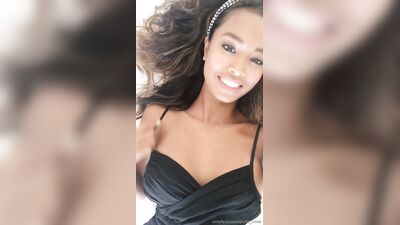 Putri Cinta ХХХ ОнлиФанс