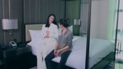 Маша Ефросинина в съёмке для июньского номера "ELLE Ukraine" /Backstage/