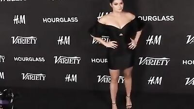 Голая Ariel Winter