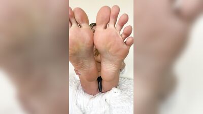 Littlemisssole ХХХ ОнлиФанс