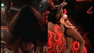 Голая Salma Hayek