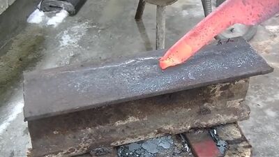 Как сделать топор из рессоры своими руками