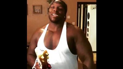 Акинфенва показал, что сделает с Рамосом за травмы Салаха и Кариуса