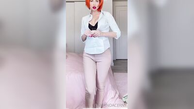 Голая Amanda Cerny