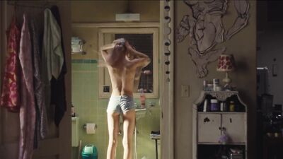 Голая Hunter Schafer