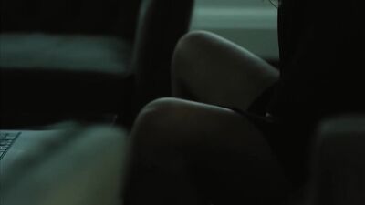 Голая Riley Keough