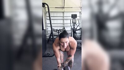 Голая Rhea Ripley