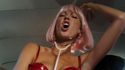 Desi Lydic Sexy - Stan Helsing (2009) 1080p