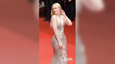 Голая Elle Fanning