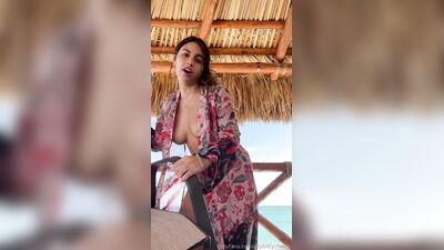 Ittybittycherry ХХХ ОнлиФанс