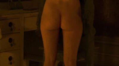 Голая Thomasin Mckenzie