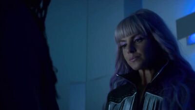 Голая Eliza Coupe