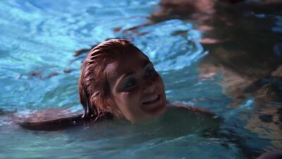 Голая Eva Amurri