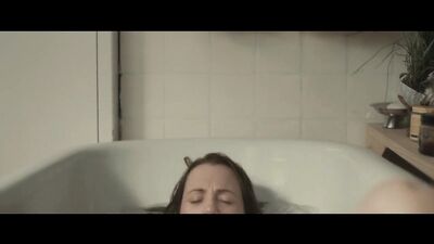 Голая Kristen Wiig