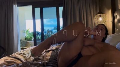 Curvy with Big Tits Fucks Herself on Camera | MCupErin