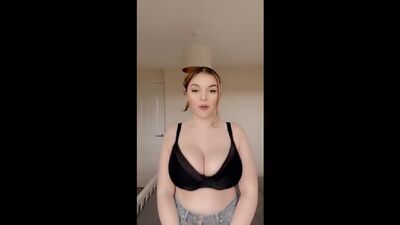 Big ass and Big tits ● Mia Williams