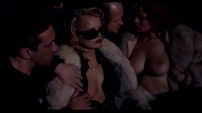 В кинотеатре