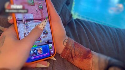 Была без трусиков в моей постели #AlexMajors